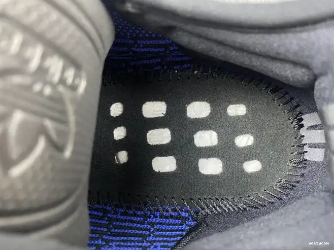 Blue GY7164 V2 350 Boost Adidas Yeezy Dazzling 0630